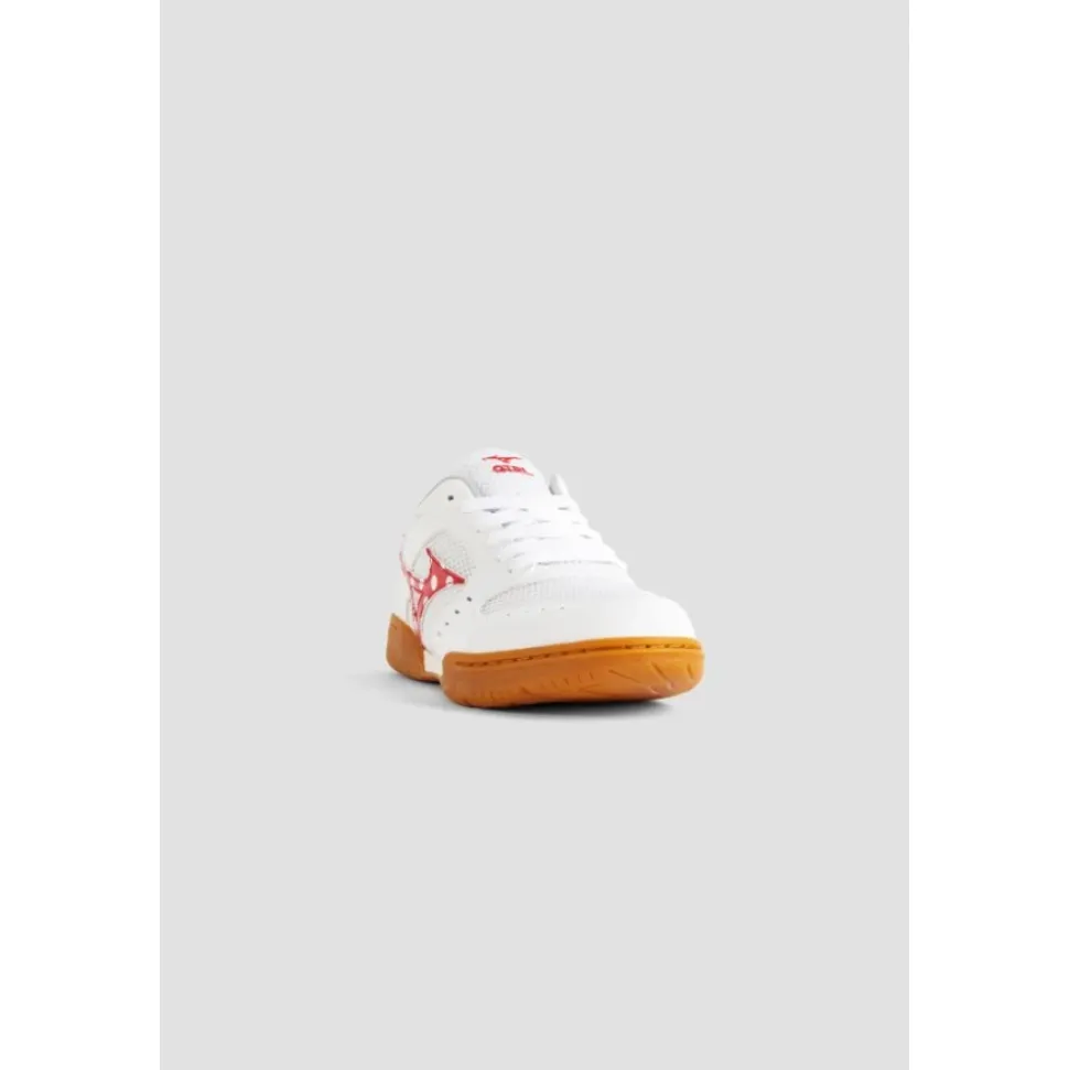 Weiße Mesh-Sneakers mit Leder-Einsätzen