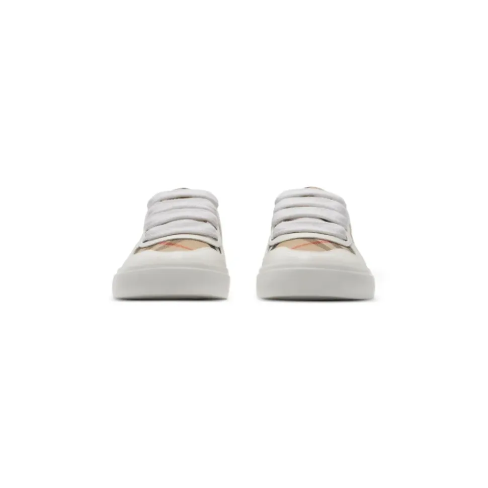 Weiße Schnür-Sneakers