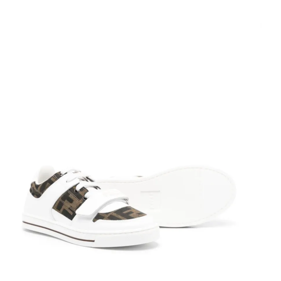 Weiße Sneakers für Mädchen