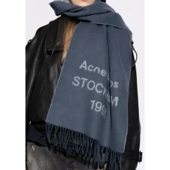 Wide Logo Scarf