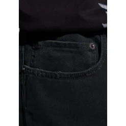 Wide-Leg Jeans