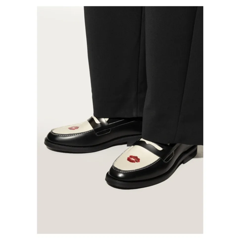 Wilde Kiss Penny Loafer