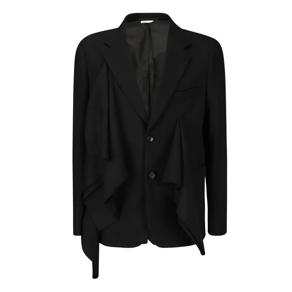 Wolljacke mit Stoffapplikationen